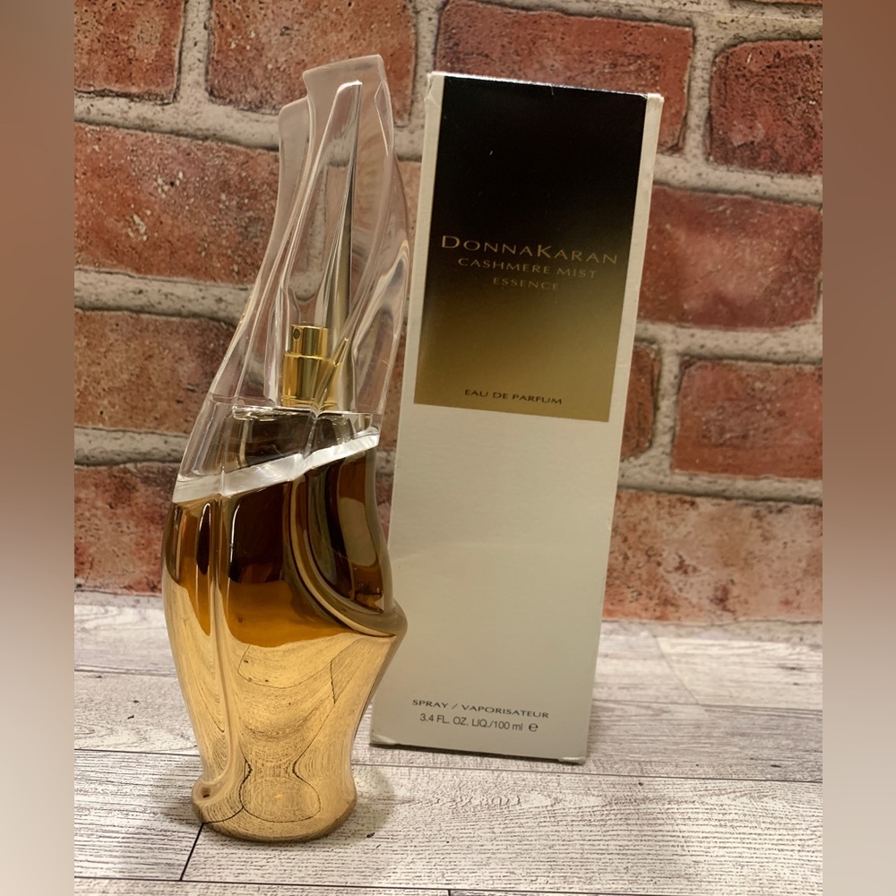 Donna Karan Cashmere Essence  Fragrance